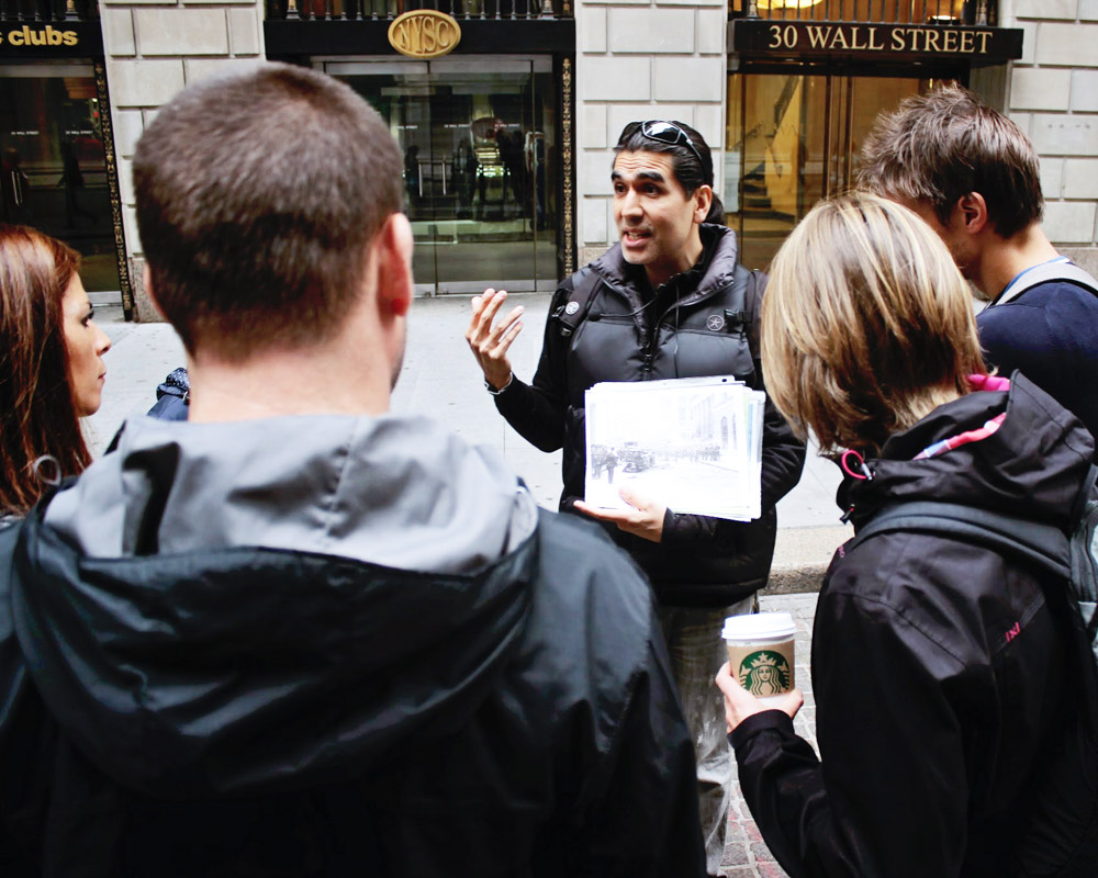 Inside tour. Wall Street шары. Wall Street trading.