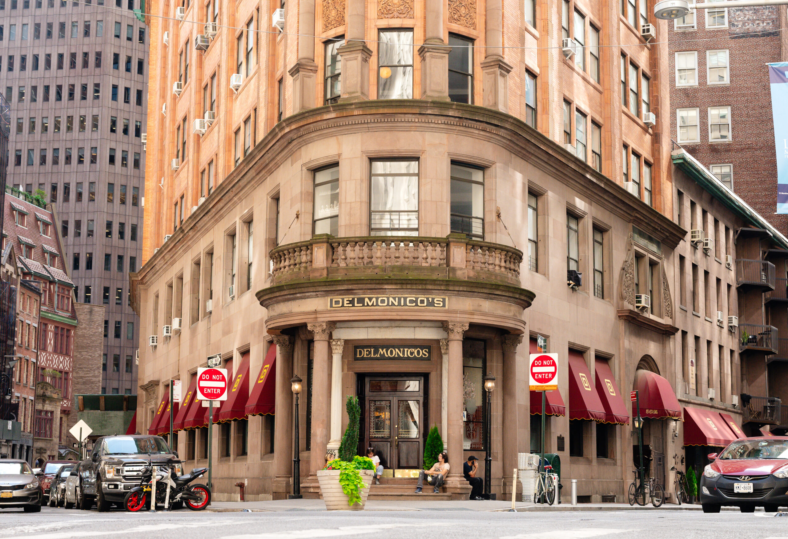 Delmonico’s in New York: A Historic Steakhouse With Class – The Wall ...